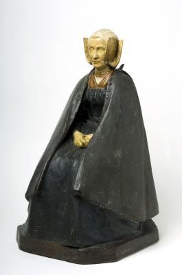 Zittende Larense vrouw Barbara de Wit-de Jong, no.II